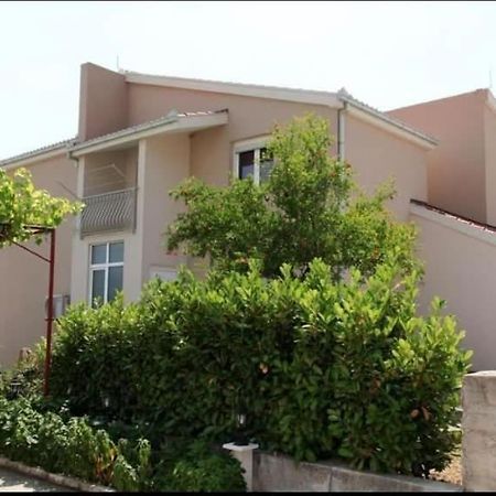 Apartmant Milan Trogir Exteriör bild