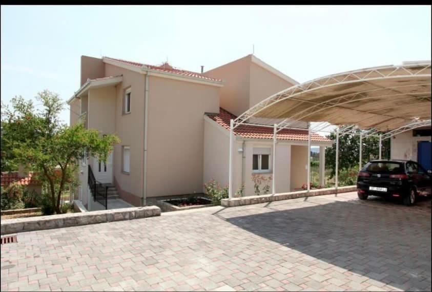 Apartmant Milan Trogir Exteriör bild